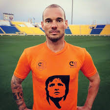 The dutchman signed for los blancos in 2007, lifting the la liga title. My Best Friend Was The Vodka Bottle Wesley Sneijder Enjoyed Madrid S Nightlife A Little Too Much Who Ate All The Pies