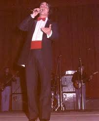 When spanish vocalist nino bravo died in an automobile accident on april 16, 1973, the world lost one of its greatest romantic balladeers. Nino Bravo Wikipedia