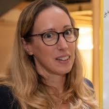 Daniel Schlicht's Instagram, Twitter & Facebook