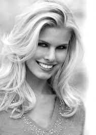 Anna Shahan's Instagram, Twitter & Facebook