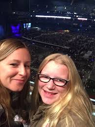 Erin Auld's Instagram, Twitter & Facebook