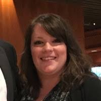 Stephanie Beech's Instagram, Twitter & Facebook