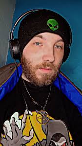 Calling all real players that wanna play fortnite but saying now I'm a zero  build kinda guy haha not about fighting people that can make the Eiffel  Tower in two seconds 😂￼ |