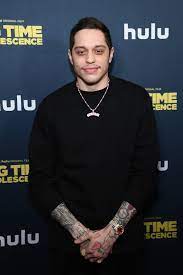 «что они несли с собой» tba: Pete Davidson Recalled The Moment He Found Out He Had Bpd