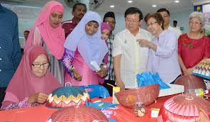 Penanda aras juga harus mencerminkan gaya pelaburan portfolio. Kerajaan Negeri Sasar Nisbah 40 40 20 Sebagai Penanda Aras Baharu Pembuat Keputusan Buletin Mutiara
