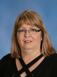 Leslie Flick's Instagram, Twitter & Facebook