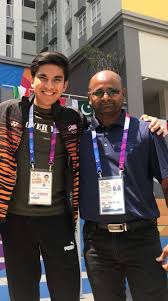 Dalam ciapan tersebut bront berkata bila #kerajaangagal sebab #pembangkanglemah, pilihan yang kita ada cuma #kitajagakita. Syedsaddiq Twitter Search