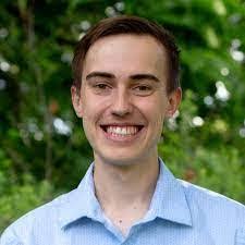 Devon Dray's Instagram, Twitter & Facebook