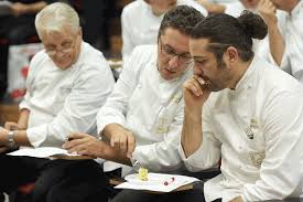 Nel 1993, a brescia, fonda l'accademia dei maestri pasticceri italiani, (ampi) con l'obiettivo di promuovere la qualità. Accademia Maestri Pasticceri Italiani Accademia 5 T
