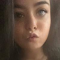 Amanda Enright's Instagram, Twitter & Facebook