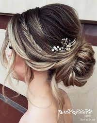 Would Want This Bride Hairstyle For The Big Day Done Just Like Every Womans Ultimate Fantasy Hair Styles Brown Hair With Highlights Short Bridal Hair