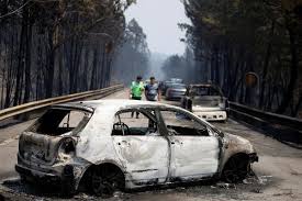 Últimas noticias y artículos sobre incendio portugal. Mas De 60 Personas Mueren En Un Incendio Forestal En Portugal The New York Times