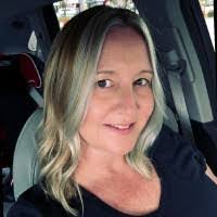 Janice Kellett's Instagram, Twitter & Facebook