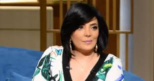 ومن جانبها علقت الفنانة أمينة خليل. L Gl2ykjogcacm