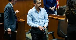 Mollie tibbetts and cristhian bahena rivera (photos: Vqyuvas44msflm