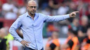 Die mannschaft kämpft, gibt nicht auf bei rückschlägen und spielt richtig guten fußball. Trainer Peter Bosz Verruckter Trainer Guter Mensch Sport Sz De