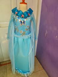 Tak jarang para produsen meraup keuntungan dari trend baju kostum frozen ini. Kostum Frozen Princess Elsa Untuk Acara Ulang Tahun Cintakidsfashion