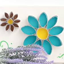 These toilet paper roll flowers are perfect to welcome spring! Easy Flower Cardboard Tube Wall Art