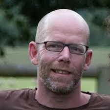 Lynette Day (@vialynbo)