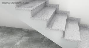 With a census population of 909,040 as of 2020, it is the 16th most populous city in indonesia and the most populous city on the west coast of sumatra. Padang Hell Gerade Steintreppe Ab 1 719 Marmor Ceravolo