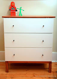 La Porte Rouge Ikea Hack Commode Tarva Portes Rouges Ikea Mobilier De Salon