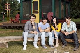 Camp Rock 2 The Final Jam Disney Channel S Camp Rock 2 The Final Jam Stars Kevin Jonas As Jason Joe Jonas As Shane Demi Lovato As Mitchie A Disney Famosos