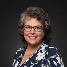 Member Profile: Renee Ryan Urbanski