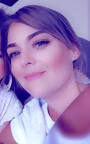 Penelope Williams's Instagram, Twitter & Facebook