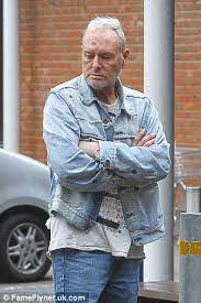 He is also known by his nickname, gazza. Paul Gascoigne Exposes Himself In Street On Alcohol Trip Wearing Dressing Gown Daily Mail Online
