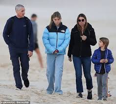 We would like to show you a description here but the site won't allow us. Christian Bale Enjoys A Beach Stroll In Sydney With His Wife And Children Duk News