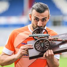 Serdar dursun es el hermano de serkan dursun (fc st. Werder Bremen Transfers Torschutzenkonig Serdar Dursun Vor Wechsel News