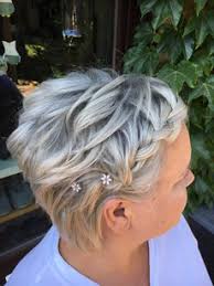 0.0 00 kurze haarschnitte haben sich die angesagtesten frisuren in diesem jahr. Brautfrisur Kurze Haare Rund Um Leipzig Zu Ihnen Nach Hause