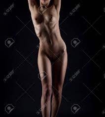 섹시한 여자 알몸. 누드 관능적 인 여자 에로틱 한 로열티 무료 사진, 그림, 이미지 그리고 스톡포토그래피. Image 45218076