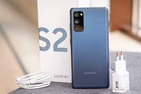 For a reasonable $699, samsung gives you a 120hz display, 5g samsung galaxy s20 fe review: Samsung Galaxy S20 Fe 5g Review Gsmarena Com Tests