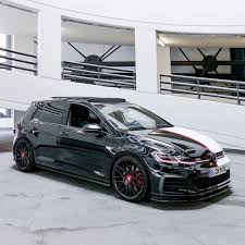 Golf Gti R Lovers On Instagram Volkswagen Golf Gti Black And White Volkswagengolf Volkswagengolfgti M Auto Futuristiche Golf Vintage Macchine Sportive