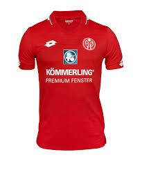 Bundesliga club mainz 05 said nigerian winger taiwo awoniyi, on loan from liverpool, was taken to hospital for checks after suffering a serious head injury in sunday's relegation battle at home to augsburg. Lotto 1 Fsv Mainz 05 Trikot Home 2019 2020 Kids Rot Sport 1a