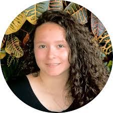 Danielle Binkley's Instagram, Twitter & Facebook