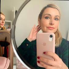 Ursula Curry's Instagram, Twitter & Facebook