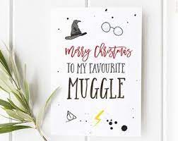 As he learns to harness his newfound powers with the help of the school's. Harry Potter Weihnachtskarte Zum Ausdrucken Von Printymuch Auf Etsy Weihnachtskarten Zum Ausdrucken Harry Potter Karten Harry Potter Weihnachten