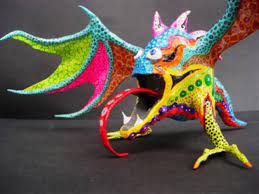 El artesano pedro linares se dedicaba a la cartonería, lo cual le permitía crear hermosas figuras. Pedro Linares Alebrijes