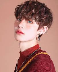 Pin By Elinor S Kworldzone On Asians Korean Boy Hairstyle Boy Hairstyles Male Model Face