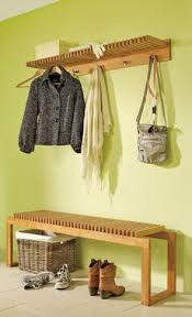 Für die raumausnutzung und nutzungsanpassung bietet das selber bauen einer garderobe oft die beste option. Garderobe Hakenleiste Und Sitzbank Selbst De Mobel Holz Garderobe Holz Flurmobel