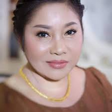 Cleo's Mediterranean Cuisine & Grocery