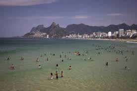 Sol predomina no Rio, SP e MG; RS e SC têm aviso de nevoeiro no litoral; veja previsão