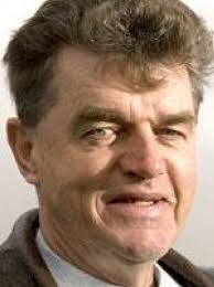 Ousted Bourne selectman says voters want him back