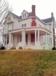 Click Here 1872 Victorian Fixer Upper For Sale In Morganfield Kentucky 125 000 Features Beaut Old Houses For Sale Abandoned Mansion For Sale Victorian Homes