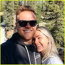 Jill Cusick's Instagram, Twitter & Facebook