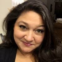 Kim Hauer's Instagram, Twitter & Facebook