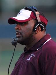 Dixon fills in for Colon as Reagan's head coach