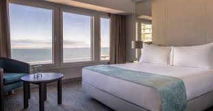 Come stay, come eat, come play. Rooms And Suites In Lisbon Tivoli Oriente Lisboa Hotel